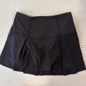 0/2 lululemon black skort